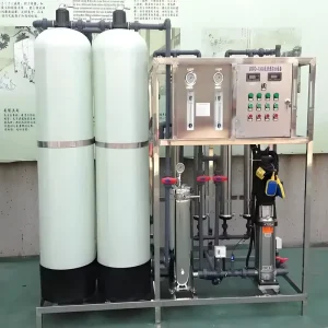 250LPH FRP Reverse Osmosis Plant with Sand and Carbon Filter for Use in Small Factories