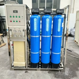 500LPH RO System with 3-Stage Pre-Treatment Filtration Tank for High-Rejection Water Treatment