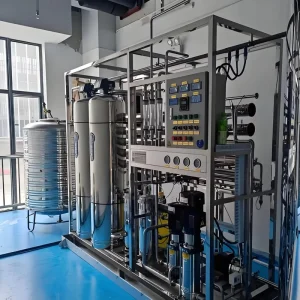 500LPH Reverse Osmosis Purifier Machine RO Plant with Steel Pretreatment Filters