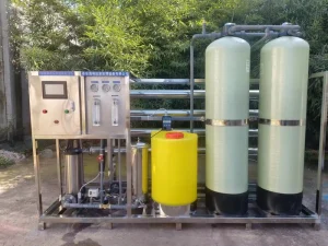 FRP RO Water Purification Equipment with PLC Control 8000L/Hour Capacity for Hotels and Drinking Water Projects