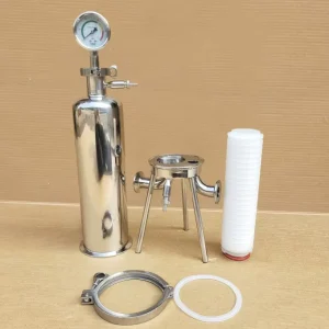 Filter Housing and Water Filter Cartridge for Oil and Natural Gas Filtration