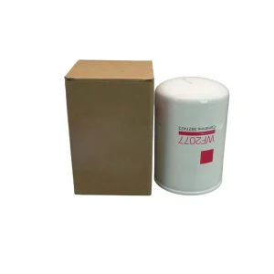 High Efficiency Coolant Filter Element OEM WF2077 P554685 3300721 Cooling Water Filter for Engine Parts