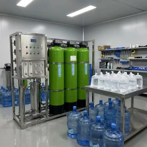 Industrial 1000LPH Reverse Osmosis RO Water Treatment System with 3 Pretreatment Tanks for Drinking Water Production