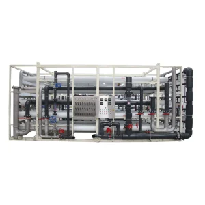 Industrial 100T Reverse Osmosis Desalination System RO Membrane PLC Pump Stainless Steel 316 FRP ISO9001 CE Certified