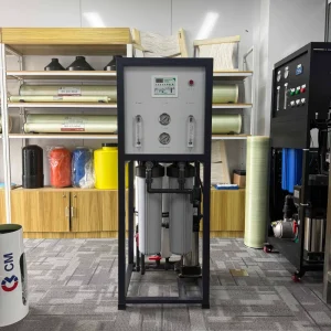 Industrial 500L RO Water Treatment System for Restaurants and Hotels, Automatic Filtration, FRP Housing, PLC Pump