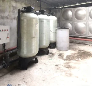 Industrial Automatic Water Softener System with FRP Tanks and Brine Tank for Reverse Osmosis Pretreatment Plant
