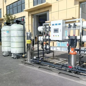 Industrial Reverse Osmosis Water Treatment System with FRP Multimedia Filter, 3-10 m³/h, for Factory Production Lines