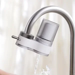 Multi-Usage Activated Carbon Eco-Friendly Plastic Manual Portable Water Filter 18-Month Filter Life for Household