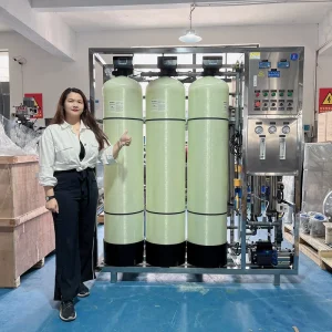 One Stage Sea Water RO System with PLC Pressure Vessel and Pump 1000 L/Hour Purified Drinking Water Treatment Plant UV Ozone