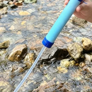 Portable Plastic Personal Water Filtration Bottle with Drinking Straw for Hiking and Emergency Survival
