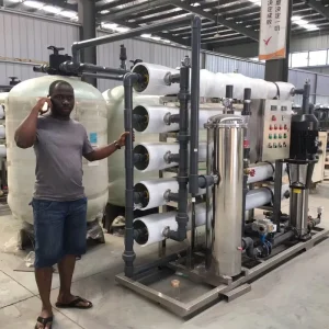 Professional Industrial Dialysis Water Treatment System Reverse Osmosis RO Filter Machine Gear Pressure Vessel Pump 1 Year for