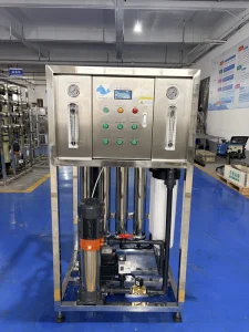 Reverse Osmosis Water Filter System with Pressure Vessel 1000L/Hour PLC-Controlled Pump