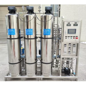 Reverse Osmosis Water Purification System Pump 1000L Capacity Stainless Steel Tank 1000L/Hour Filtration Laboratory Farm CE