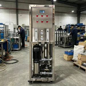 UV Water Filter System with 1000 LPH SS RO Plant for Cosmetics Industry
